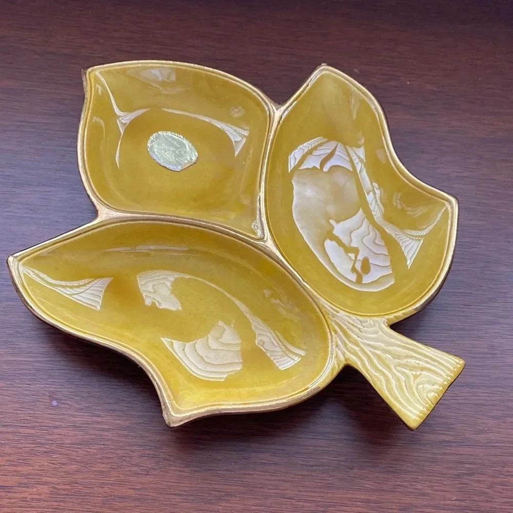 Vintage Treasure Craft USA Plate